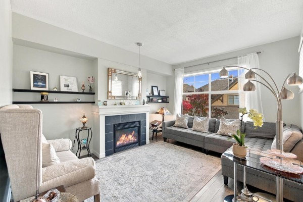 10 15152 62a Avenue, Surrey