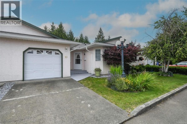 Laundry room - 10 3355 First St, Cumberland, BC V0R1S0 Photo 2