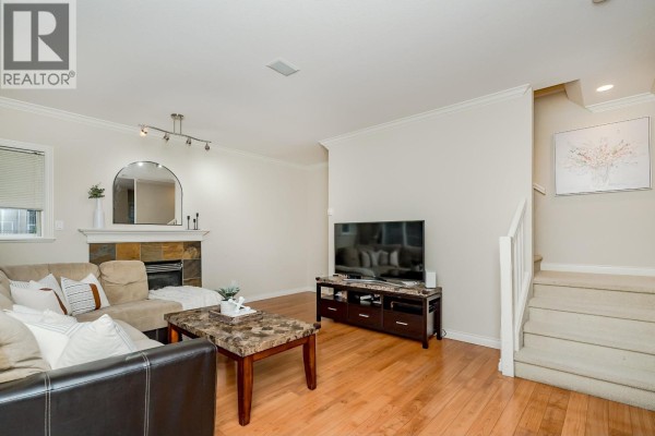10 7060 Bridge Street, Richmond, BC V6Y2S7 Photo 4