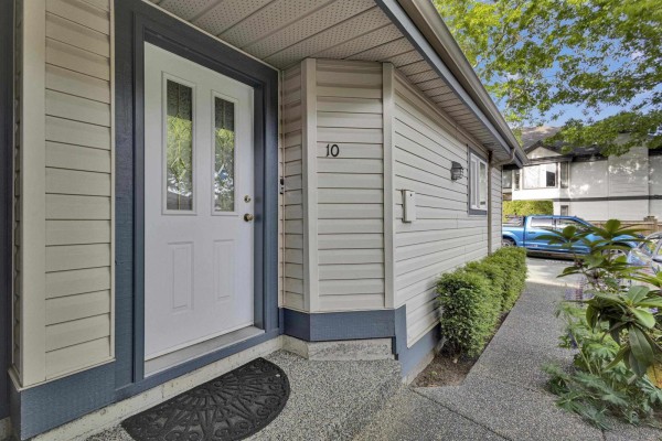 10 8388 158 Street, Surrey, BC V4N2Y7 Photo 5