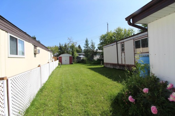 Bedroom 2 - #10 9501 104 Ave, Westlock, AB T7P1M7 Photo 4