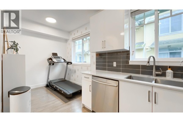10 9780 General Currie Road, Richmond, BC V6Y0J9 Photo 5