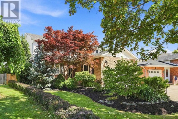 10 Acacia Street, Hamilton, ON, photo 2