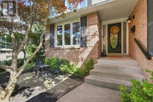 10 Acacia Street, Hamilton, ON, photo 3