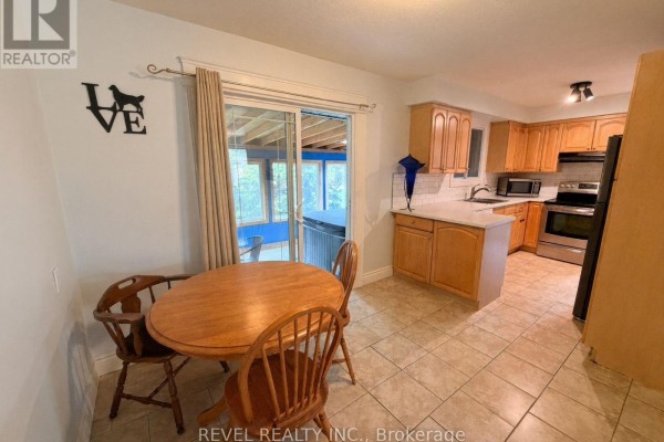 10 Agincourt Gardens, London South, ON N5Z4E3 Photo 4