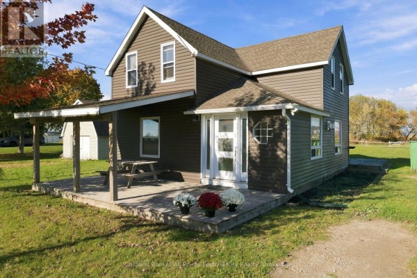 Kitchen - 10 Amberley Road, Huron Kinloss, ON N2Z2X3 Photo 3