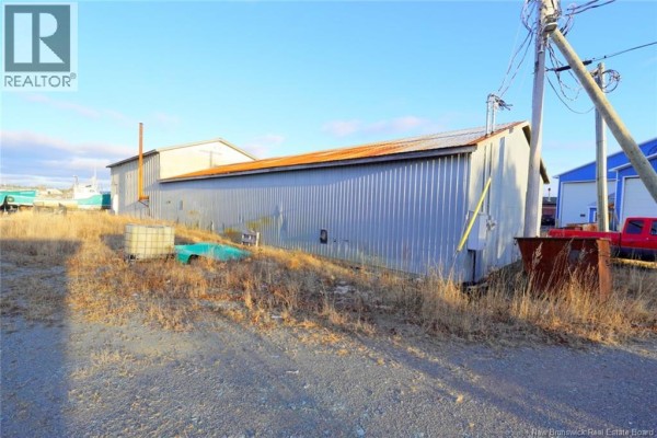 10 And 15 Public Landing Road, Grand Manan, NB E5G1H4 Photo 4