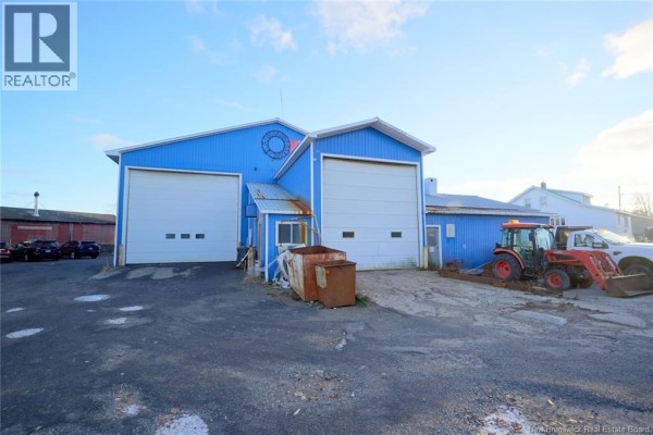 10 And 15 Public Landing Road, Grand Manan, NB E5G1H4 Photo 5