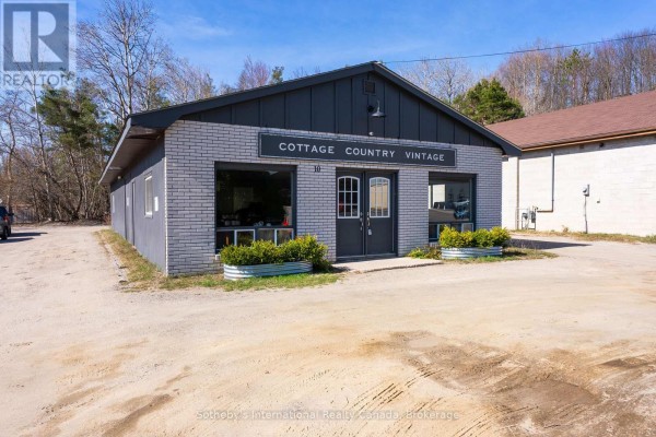 10 Armstrong Street, Bracebridge, ON P1L1C1 Photo 4
