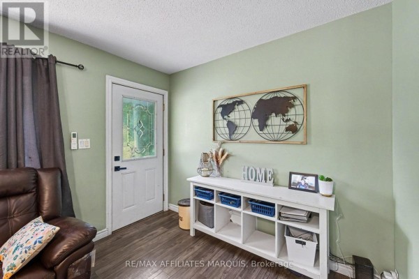 Bathroom - 10 Bay Road, Rideau Lakes, ON K0G1L0 Photo 4