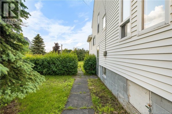 Bedroom - 10 Bellevue Street, Bouctouche, NB E4S2W3 Photo 4