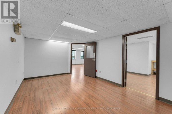 10 Binnington Court, Kingston, ON, photo 2