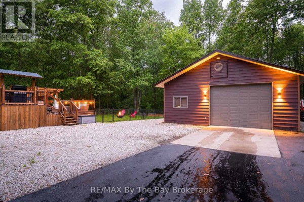 Laundry room - 10 Birchwood Trail, Wasaga Beach, ON L9Z1B2 Photo 2