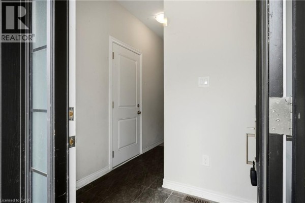 3pc Bathroom - 10 Birmingham Drive Unit# 32, Cambridge, ON N1R0C5 Photo 4