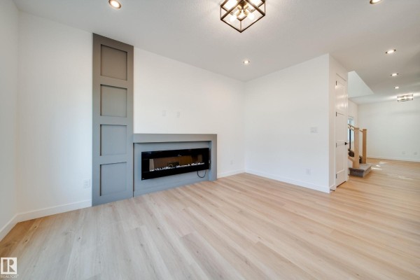 Bedroom 2 - 10 Blackbird Bn, Fort Saskatchewan, AB T8L0G6 Photo 5