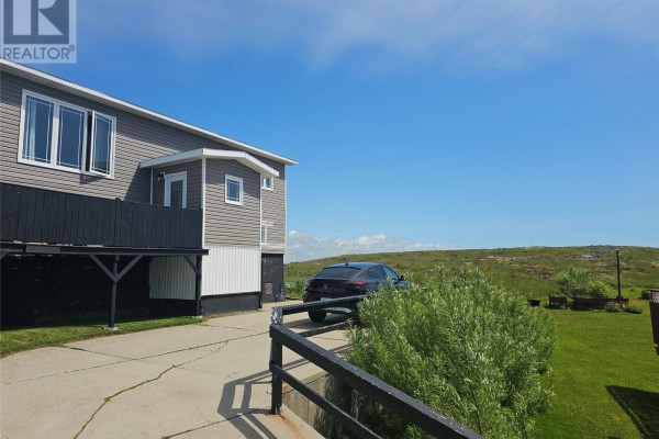 10 Braggs Lane, Channel Port Aux Basques, NL, photo 2