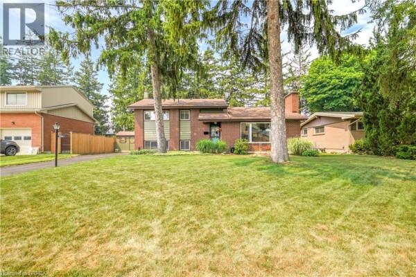 10 Brier Crescent, Brantford, ON, photo 3