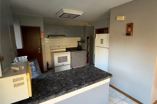 Bedroom - 10 Cardill Crescent Unit# Upper Level, Waterloo, ON N2L3Y6 Photo 5