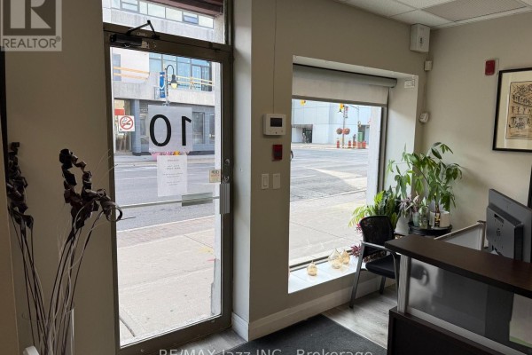 10 Centre Street N, Oshawa, ON, photo 3