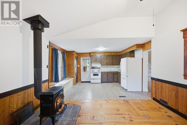 Bedroom 2 - 10 Church Street, Kawartha Lakes, ON K0M2J0 Photo 5