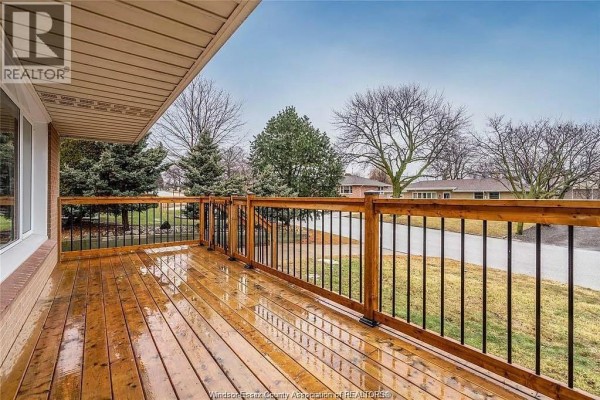 10 Countess, Leamington, ON, photo 2