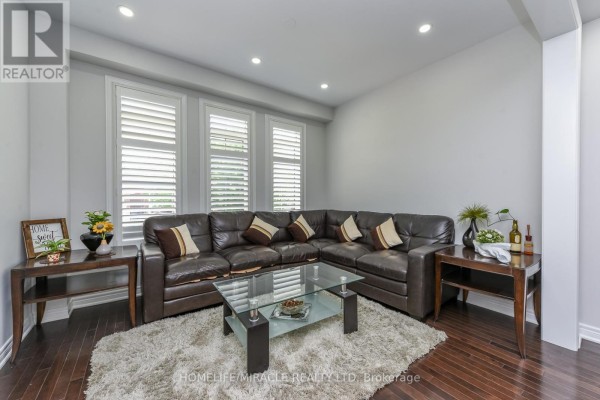 10 Danfield Court, Brampton, ON, photo 3