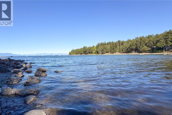 10 Decourcy Dr, Gabriola Island, BC V0R1X1 Photo 5