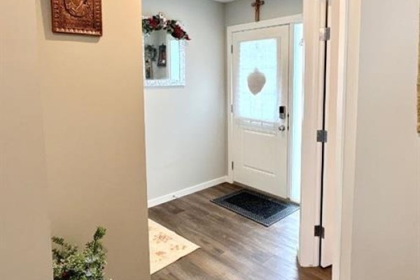 Laundry room - 10 Earl Close, Red Deer, AB T4P3G5 Photo 4