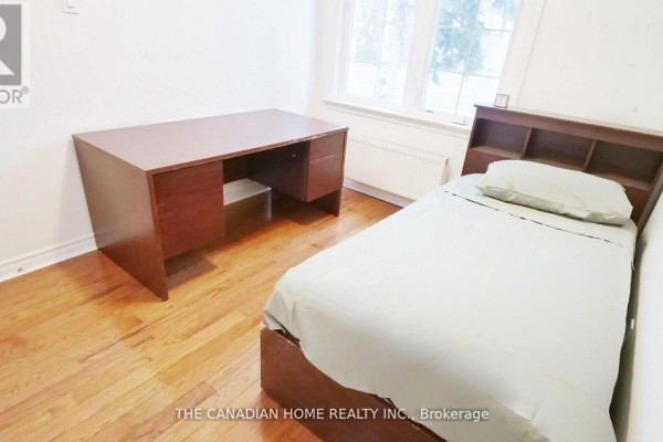 Dining room - 174 Patricia Avenue, Toronto, ON M2M1J5 Photo 2