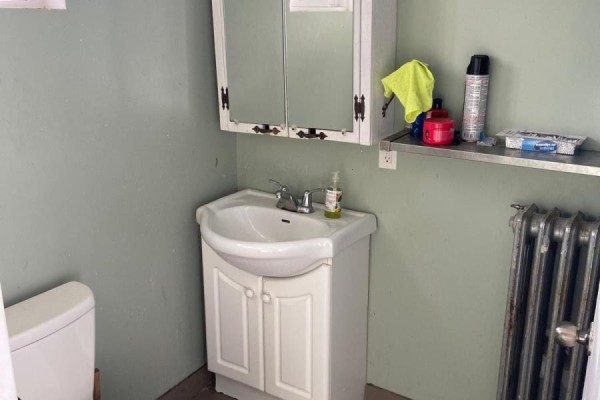 10 Fairbank Avenue, Toronto, ON M6E3Y4 Photo 5