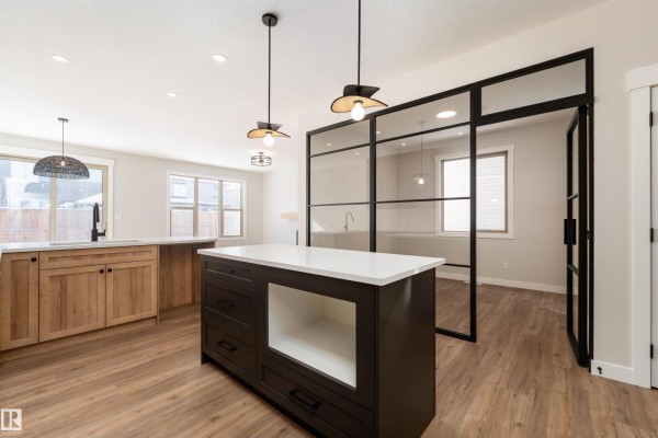 Den - 10 Gable Cm, Spruce Grove, AB T7X2W2 Photo 5