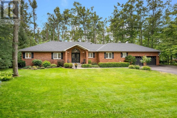 10 Green Mountain Court, Oro Medonte, ON, photo 2