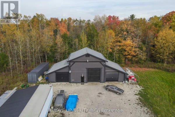 10 Greengage Road, Clearview, ON, photo 2