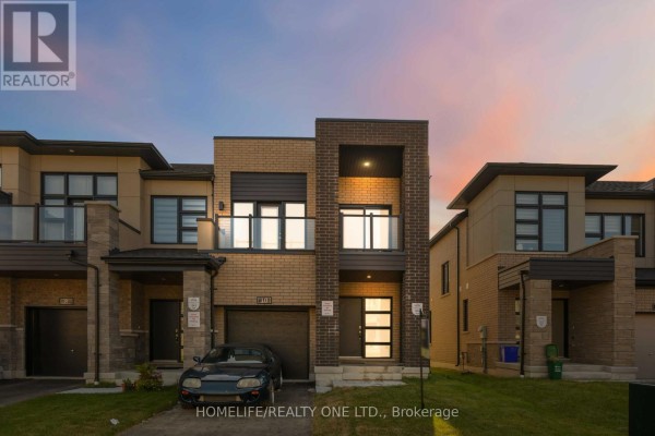 10 Harvey Bunker Crescent, Markham, ON, photo 2