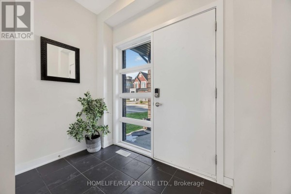 Eating area - 10 Harvey Bunker Crescent, Markham, ON L6C3M7 Photo 4