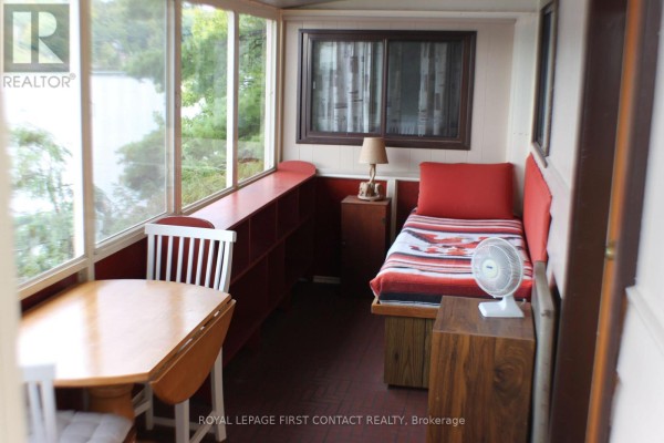 Primary Bedroom - 10 Healey Lake Road, The Archipelago, ON P0C1H0 Photo 4