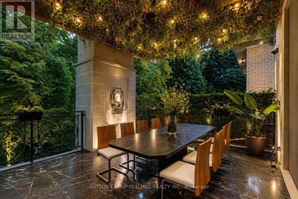 Office - 10 Hillavon Drive, Toronto, ON M9B2P5 Photo 3