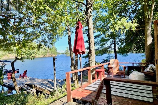 Bedroom 3 - 10 Island 21 Kl Boyd Island, Gravenhurst, ON P0E1G0 Photo 5