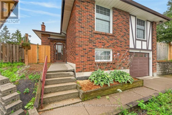 Recreation room - 10 Krafty Court, Hamilton, ON L9C6R7 Photo 4