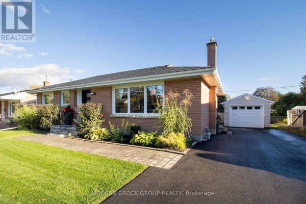 10 Manor Drive, Brockville, ON K6V3E6 Photo 2