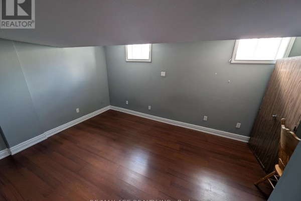 10 May Apple Terrace, Toronto, ON M1E5J8 Photo 5