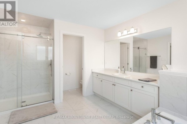 10 Mcgovern Lane, Brant, ON, photo 3