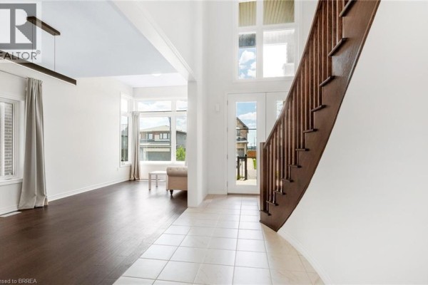 10 Mcgovern Lane, Paris, ON, photo 3
