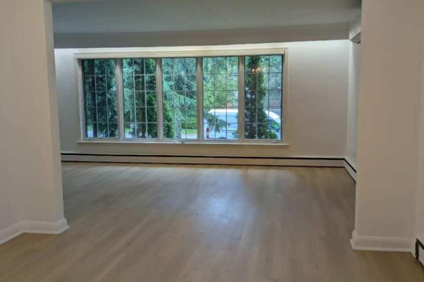 Living room - 10 Millgate Crescent, Toronto, ON M2K1L6 Photo 2