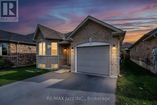 10 Milner Court, Kawartha Lakes, ON, photo 2