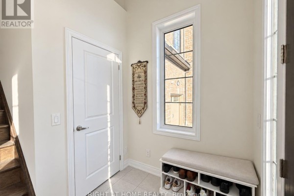 10 Morrison Crescent, Whitby, ON L1P0P4 Photo 2