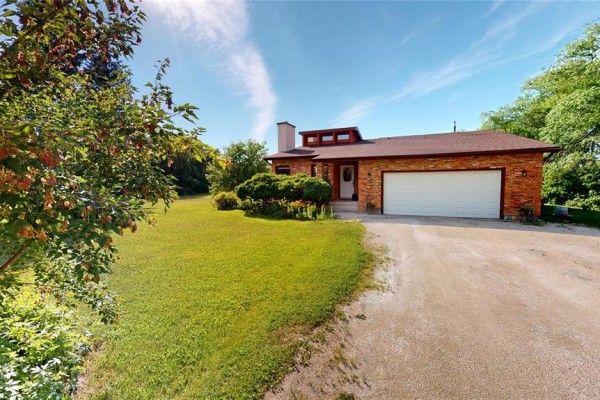 Family room - 10 Neltner Drive, St Andrews, MB R1A3A4 Photo 3