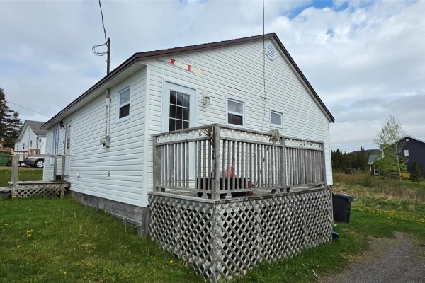 Bedroom - 10 Notre Dame Street, St Lawrence, NL A0E2V0 Photo 2