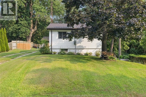 2pc Bathroom - 10 Oak Street, Ridgetown, ON N0P2C0 Photo 2