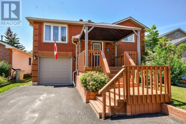 10 Palling Lane, Barrie, ON, photo 2